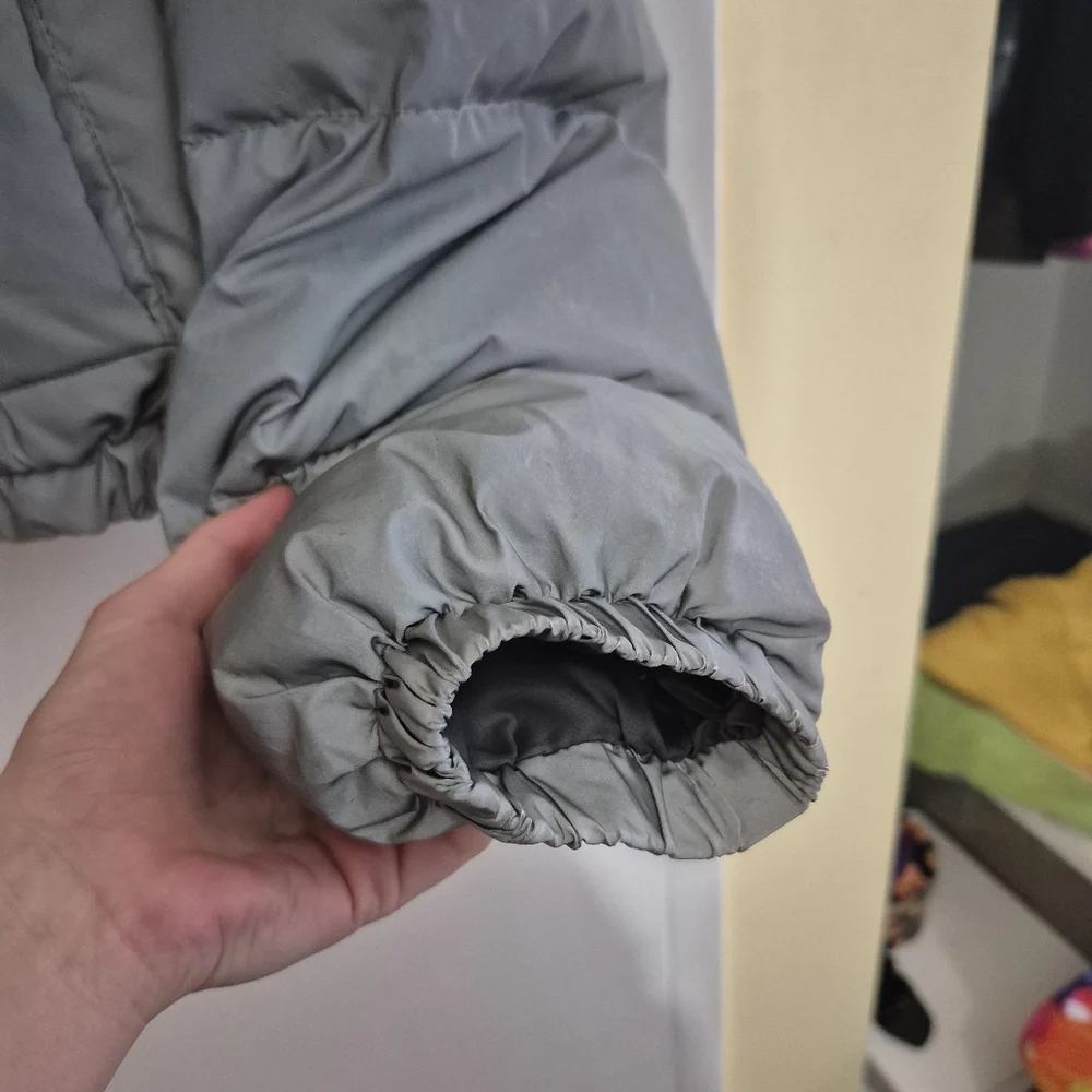 Reflective Puffer Jacket - Picture 5 of 6